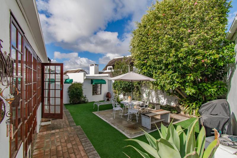 3 Bedroom Property for Sale in Vergesig Western Cape